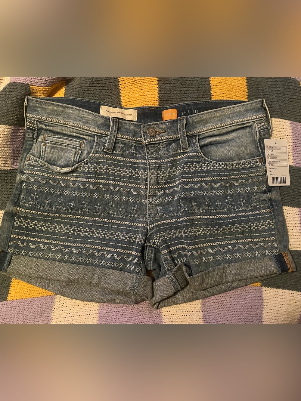 NWT size 30 Pilcro Denim shorts